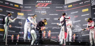 Podium, Race

