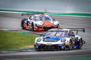 #54 Dinamic Motorsport ITA Porsche 911 GT3-R (991.II) Matteo Cairoli ITA Klaus Bachler DEU Christian Engelhart DEU Pro Cup, Race
