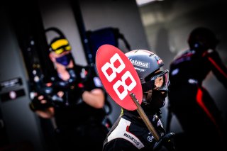 Pitlane, Pre-Qualifying
