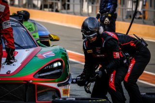 Pitlane, Pre-Qualifying
