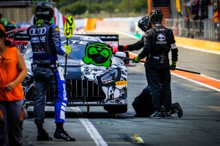Pitlane, Pre-Qualifying
