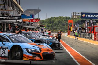 Pitlane, Pre-Qualifying
