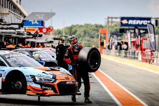 Pitlane, Pre-Qualifying
