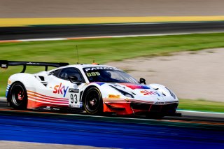 #93 SKY - Tempesta Racing GBR Ferrari 488 GT3 Christopher Froggatt GBR Eddie Cheever ITA Silver Cup, Pre-Qualifying
