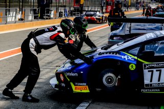 Pitlane, Pre-Qualifying
