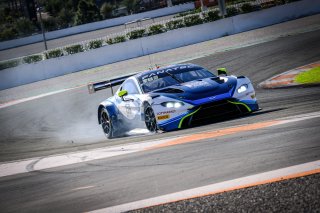 #159 Garage 59 GBR Aston Martin Vantage AMR GT3 Tuomas Tujula FIN Nicolai Kjaergaard DNK Silver Cup, Race 1

