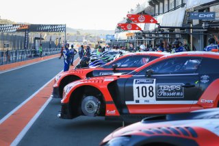 Pitlane, Race 1
