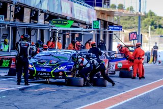 Pitlane, Race 1
