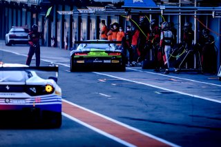Pitlane, Race 1

