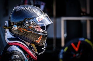 Pitlane, Race 2
