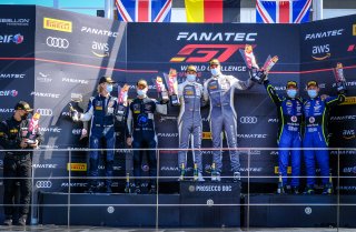 Podium, Race 2
