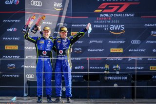 Podium, Race 2
