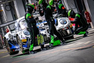 Free Practice 1, Pitlane
