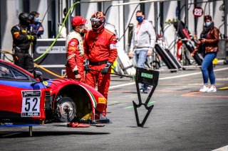 Free Practice 1, Pitlane
