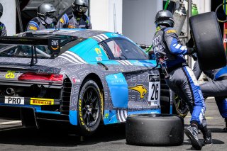 Free Practice 1, Pitlane
