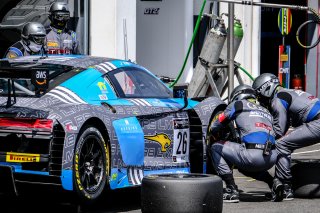 Free Practice 1, Pitlane
