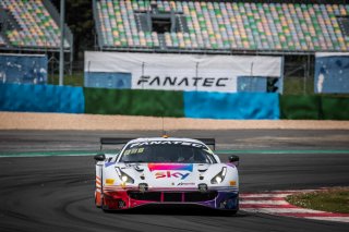 #93 SKY - Tempesta Racing GBR Ferrari 488 GT3 Christopher Froggatt GBR Giorgio Roda ITA Silver Cup, Free Practice
