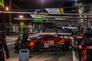 #33 Rinaldi Racing DEU Ferrari 488 GT3 Benjamin Hites CHL Patrick Kujala FIN Silver Cup, Pitlane, Pre-Qualifying