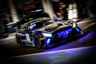 Pitlane, Race 1
