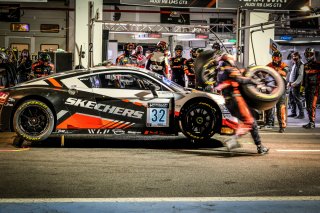 Pitlane, Race 1
