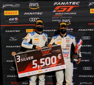 Podium, Race 1
