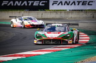 #38 Jota GBR McLaren 720 S GT3 Oliver Wilkinson GBR Ben Barnicoat GBR Pro, Qualifying
