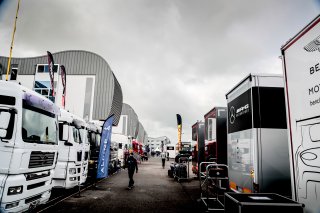 Paddock
