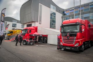 Paddock

