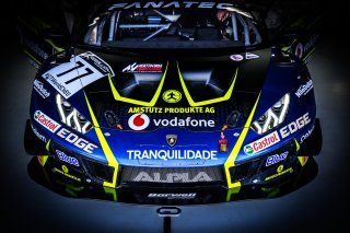 Official Test Days, Pitlane
