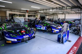 Official Test Days, Pitlane

