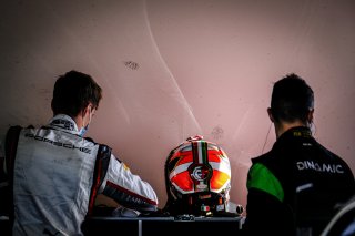 Official Test Days, Pitlane
