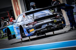 Official Test Days, Pitlane
