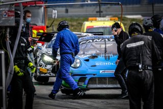 Official Test Days, Pitlane
