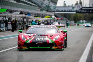 #33 Rinaldi Racing DEU Ferrari 488 GT3 Benjamin Hites CHL - - Patrick Kujala FIN Silver Cup, GT3, Official Paid Test Session, Pitlane
