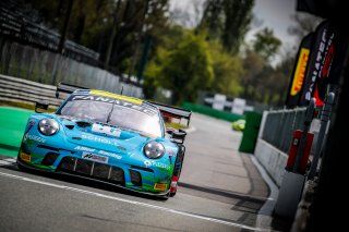 #222 Team Allied-Racing DEU Porsche 911 GT3-R (991.II) Jan Kasperlik DEU Nicolas Schöll AUT Julien Apotheloz CHE Pro-Am Cup, GT3, Official Paid Test Session, Pitlane
