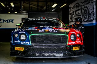 #107 CMR FRA Bentley Continental GT3 Gilles Vannelet FRA Stuart White ZAF Nelson Panciatici FRA Pro-Am Cup, Free Practice, GT3, Pit lane
