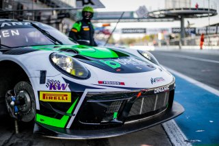 #54 Dinamic Motorsport ITA Porsche 911 GT3-R (991.II) Matteo Cairoli ITA Klaus Bachler DEU Christian Engelhart DEU Pro Cup, Free Practice, GT3, Pit lane
