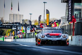 #56 Dinamic Motorsport ITA Porsche 911 GT3-R (991.II) Andrea Rizzoli ITA Mikkel O. Pedersen DNK Romain Dumas FRA Pro Cup, Free Practice, GT3, Pit lane
