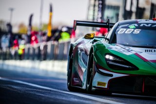 #38 JOTA GBR McLaren 720 S GT3 Ben Barnicoat GBR Oliver Wilkinson GBR Rob Bell GBR Pro Cup, Free Practice, GT3, Pit lane
