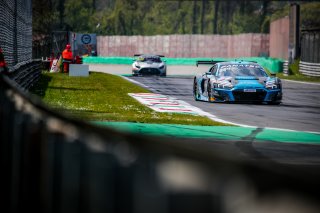 #26 Sainteloc Racing FRA Audi R8 LMS GT3 Markus Winkelhock DEU Finlay Hutchison GBR Frederic Vervisch BEL Pro Cup, GT3, Pre-Qualifying
