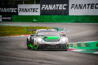 #54 Dinamic Motorsport ITA Porsche 911 GT3-R (991.II) Matteo Cairoli ITA Klaus Bachler DEU Christian Engelhart DEU Pro Cup, GT3, Race
