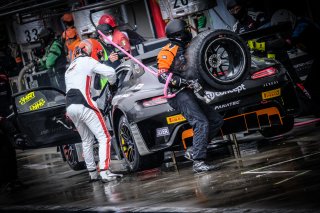 Pitlane, Race
