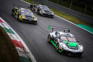 #54 Dinamic Motorsport ITA Porsche 911 GT3-R (991.II) Matteo Cairoli ITA Klaus Bachler DEU Christian Engelhart DEU Pro Cup, Race
