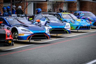 Free Practice, Pitlane
