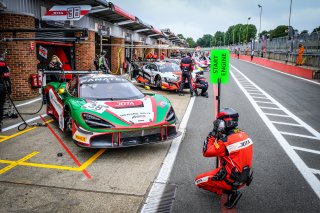 Free Practice, Pitlane
