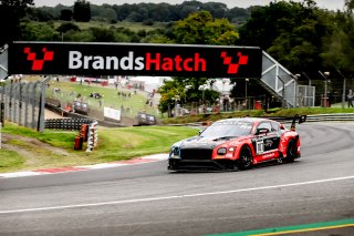 #107 CMR FRA Bentley Continental GT3 Ulysse De Pauw BEL Pierre-Alexandre Jean FRA Silver Cup, Free Practice
