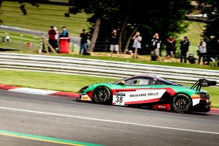 #38 Jota GBR McLaren 720 S GT3 Oliver Wilkinson GBR Ben Barnicoat GBR Pro, Free Practice
