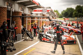 Pitlane, Pre-Qualifying
