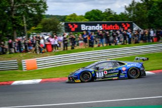 #77 Barwell Motorsport GBR Lamborghini Huracan GT3 Evo Miguel Ramos PRT Henrique Chaves PRT Pro-Am Cup, Race 1
