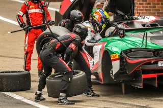 Pitlane, Race 1
